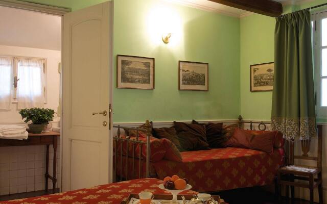 Guest House Arco dei Tolomei