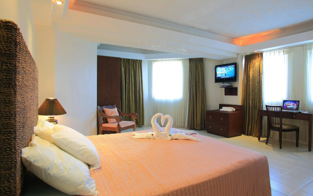 Wild Orchid Beach Resort