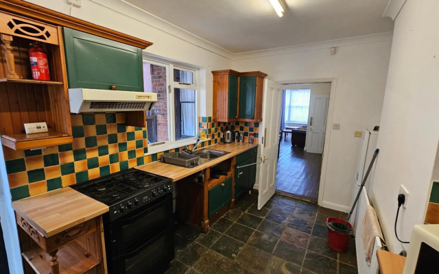 Sherwood Terrace 3 Bedroom 5 Single Beds Entire Property