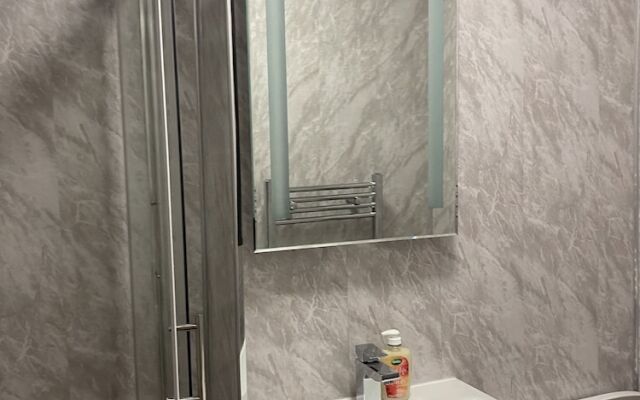 Large 3 bed House Sleep 10 Anfield Liverpool