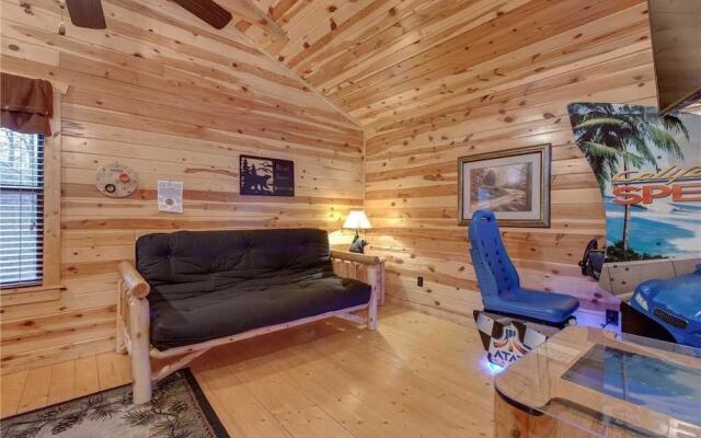 Easy As Pie Three Bedroom Cabin