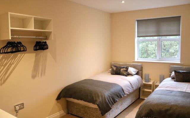 Sandy Lane Apartment