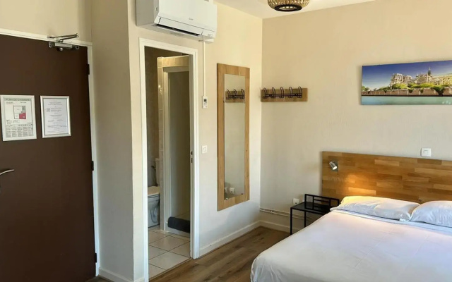 hotel in paris