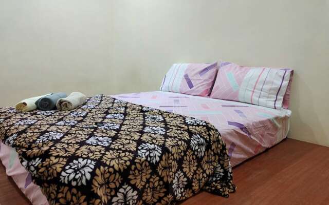 OYO HOME 90764 Coke Guest House