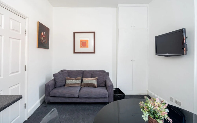 Altido Exceptional 1 Bed Flat In Chelsea