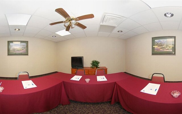 Econo Lodge Tulsa