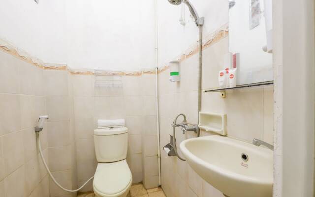 Pasar Baru Inn by OYO Rooms