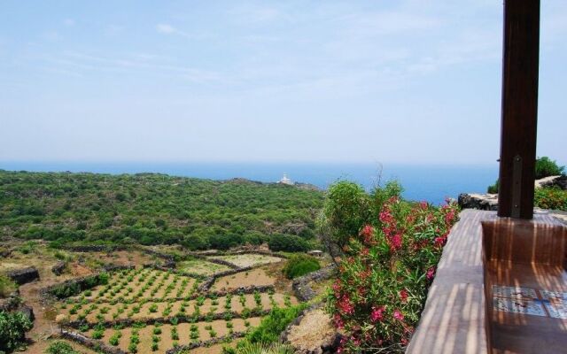 Agriturismo Cala Cottone - Dammuso U' Locu