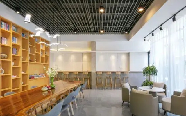 Wanli Hotel（ Conservatory Of Music Store of Hangzhou）
