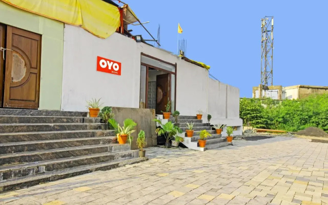 Oyo Flagship 700874 Hotel Grand Maharaja