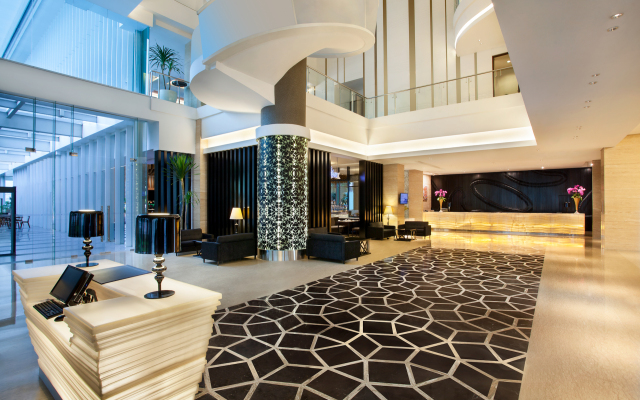 JS Luwansa Hotel and Convention Center
