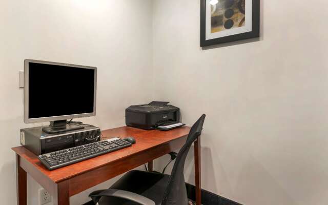 Best Western Plus Covered Bridge Inn