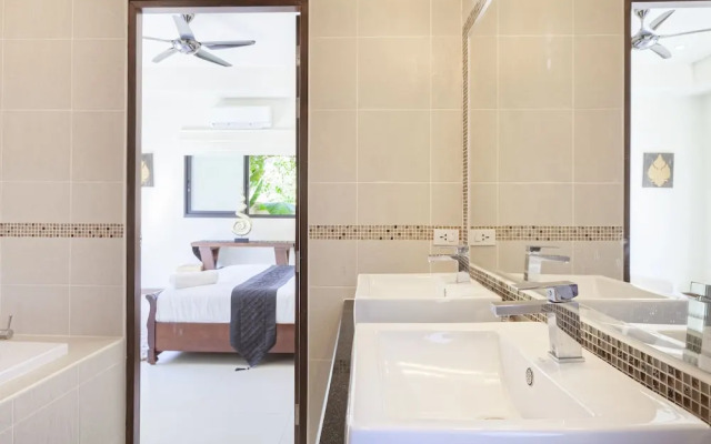 Luxury Villa Onyx Nai Harn Beach