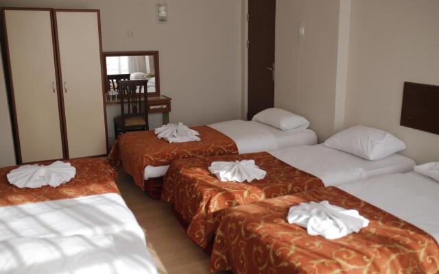Otel Unlu