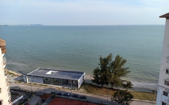 Sunshine Bay Resort