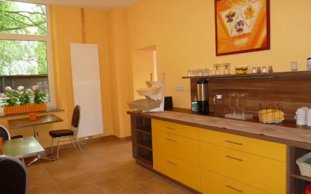 Hostel Wittenberg - Hotel Garni