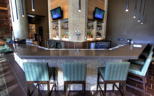 Coast Chilliwack Hotel by APA