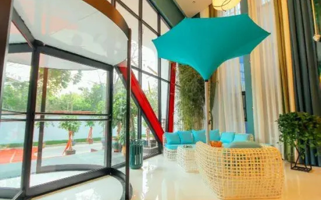 Rezen Select Hotel