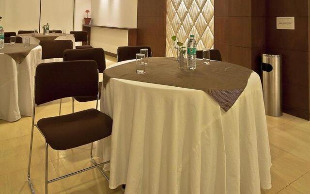 Pacific Inn Iffco Chowk