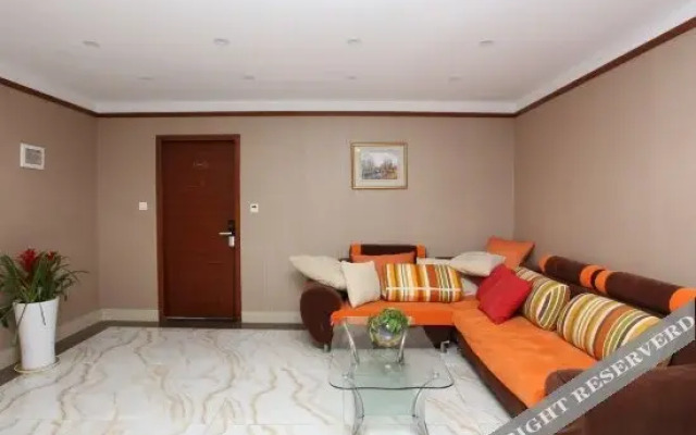 Tianjia Holiday Hotel (Nanjing Tianyin Avenue Metro Station Store)