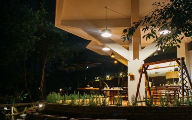 Maple Hostel