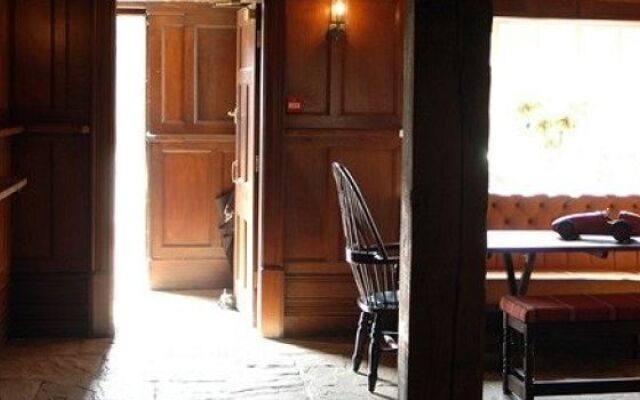 The White Horse Inn