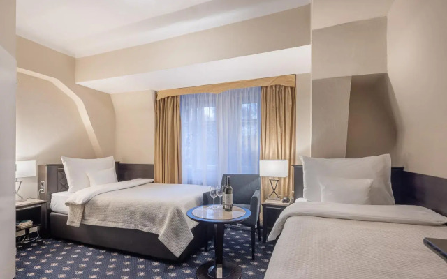 Pytloun Old Armoury Hotel Prague