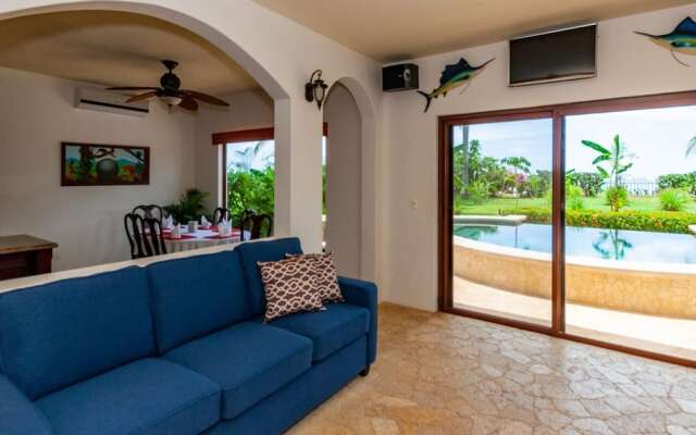 Casa Tigre - Large 7 bedroom Oceanfront Retreat Home