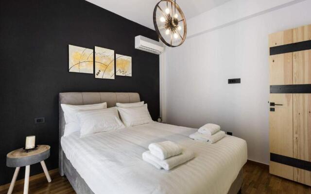 Atmospheric Apartment near Acropolis by CloudKeys