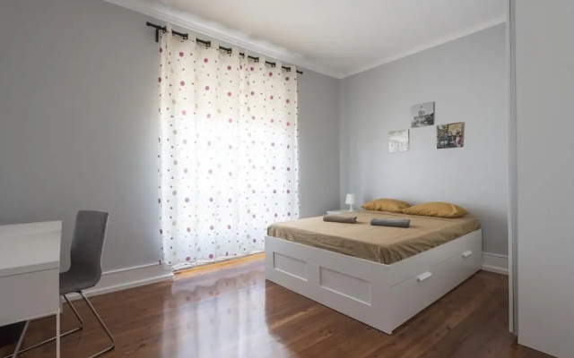 Room Gani