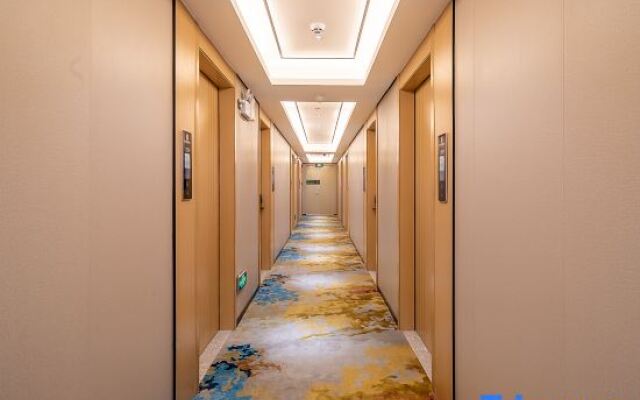 Yahao Garden Hotel (Shenzhen Songgang Metro Station)