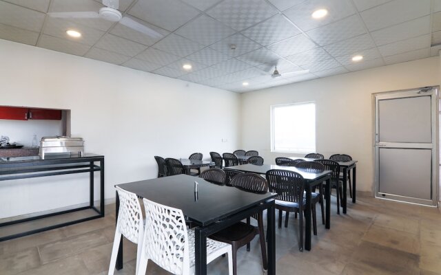 OYO 16685 SilverKey CD Sohna Road