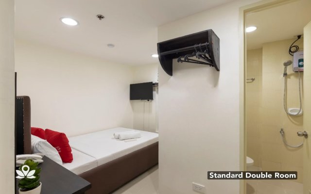 Triangle Hotel Manila By ZEN Rooms