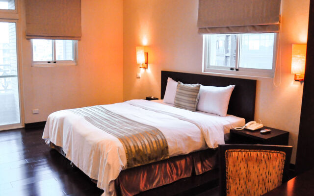 9Hotel