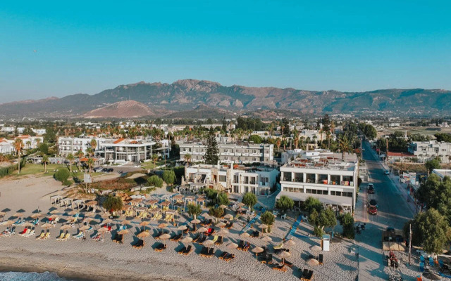 Seaside Beach Marmari Hotel