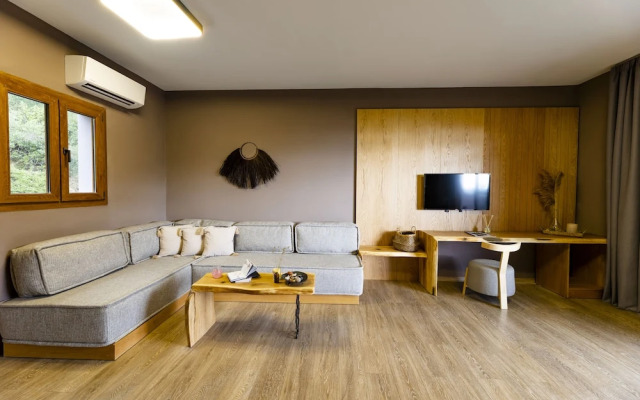 Avaton Suites & Villa Philian Collection