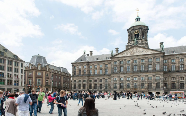 City Studio Apartments