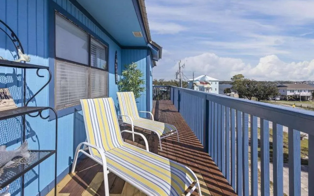 Lagoon Sun 5 by RedAwning