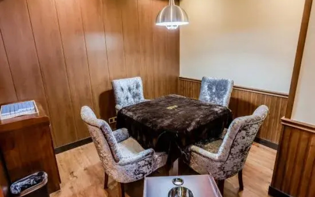 Yinheng Business Hotel