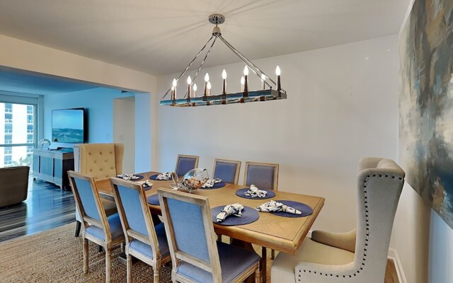 Shoreline Towers by Southern Vacation Rentals