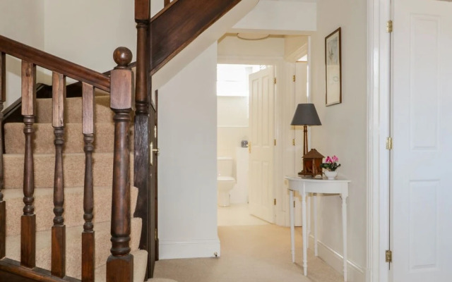 Carpenters Cottage