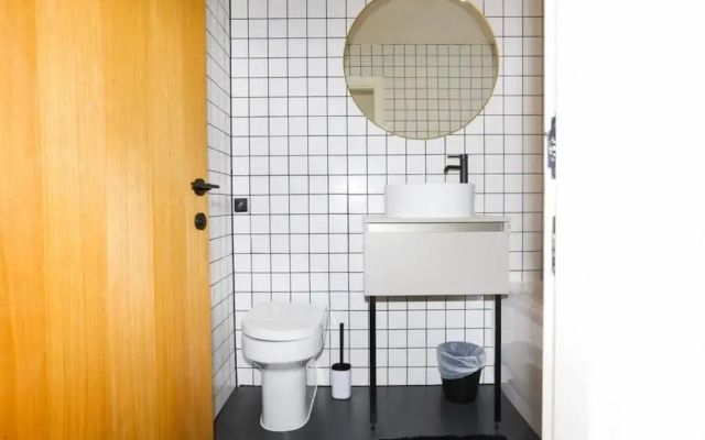 The Nichols Building Spacious 3-bedroom Apartment