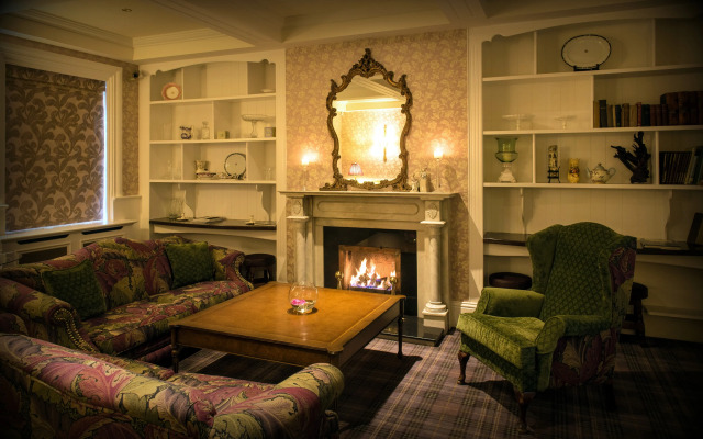 Dromhall Hotel