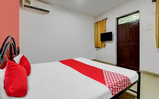 OYO Flagship 80693 New Galaxy Guest House