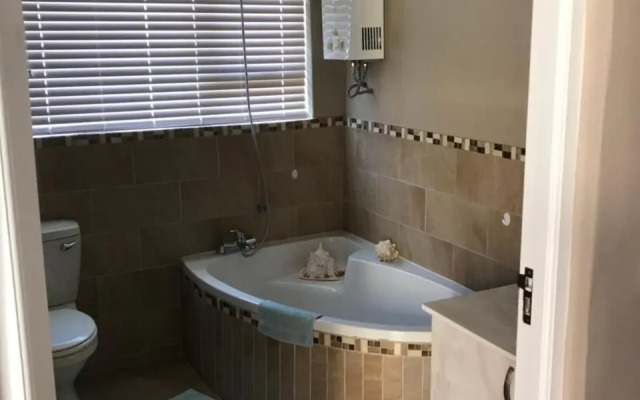 19 Tornyn Street, Struisbay