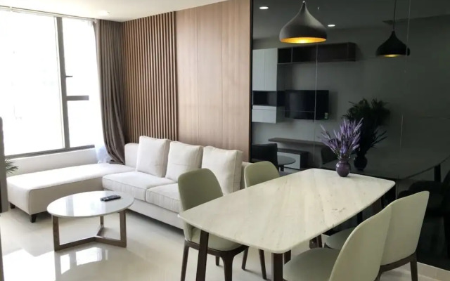 KYN Apartment Rivergate Residence
