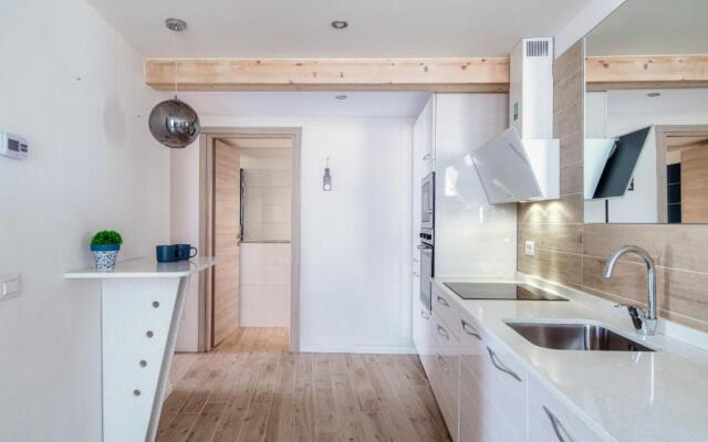 Acqua - by MyHomeinComo