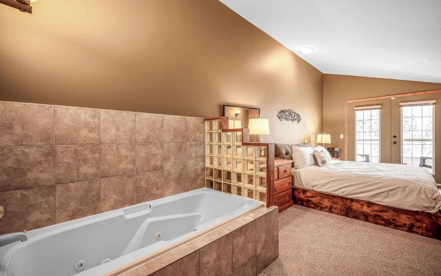 Fresh Tracks Retreat Ski In Out Hot Tub