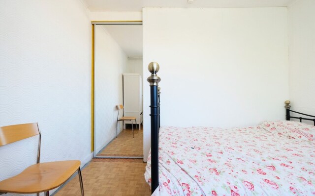 A Cosy two Bedroom Apartment, Sleeps 3