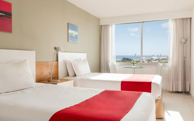 UY Proa Sur Hotel